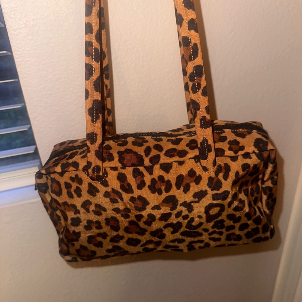 BAGGU Leopard Print Shoulder Bag in Tan and Brown